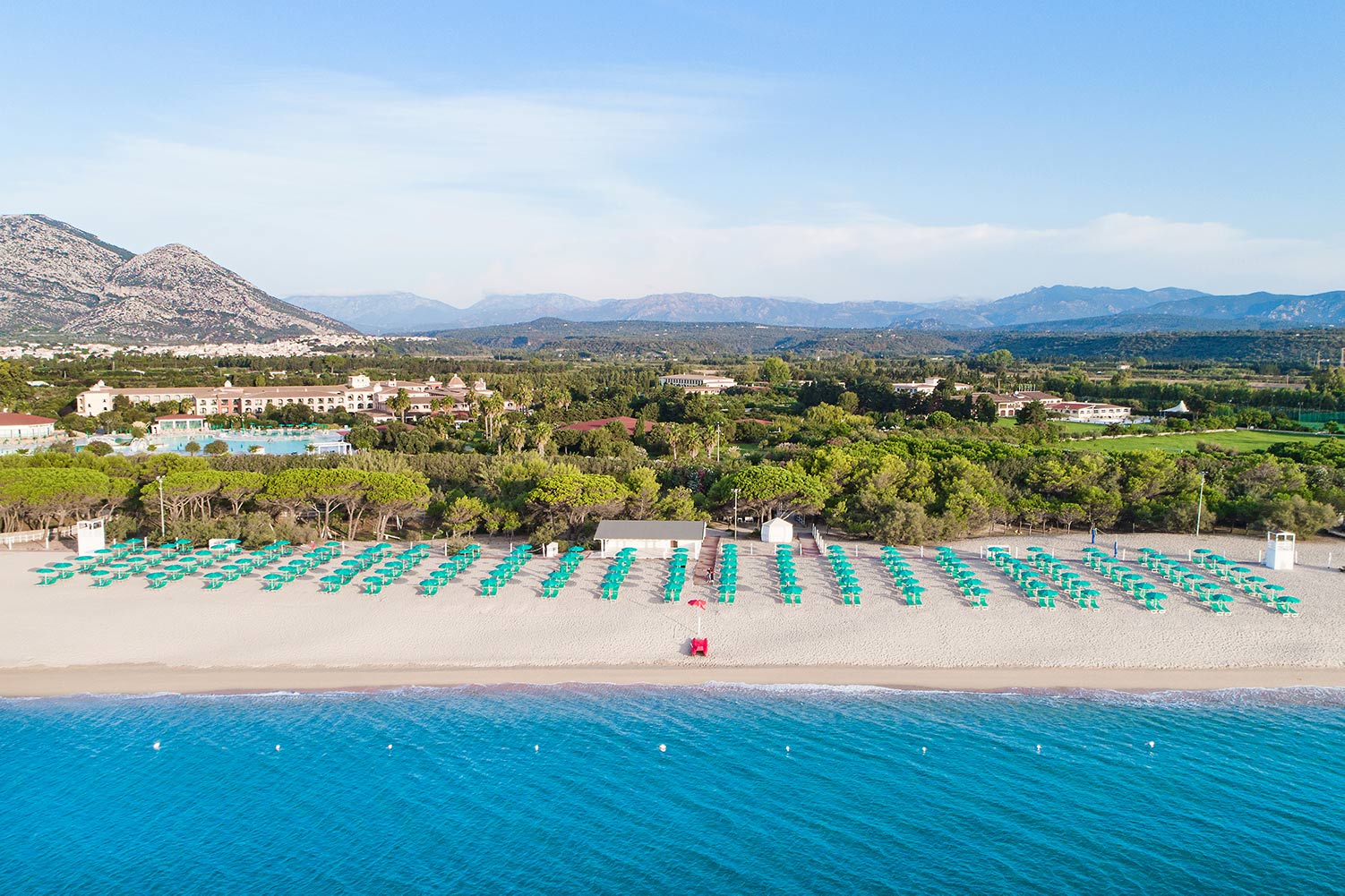 Luftaufnahme des privaten Strandbads | Club Hotel Marina Beach